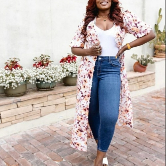 💮 NWT Lovely JustFab Crochet Trim Maxi Dress - Picture 11 of 14